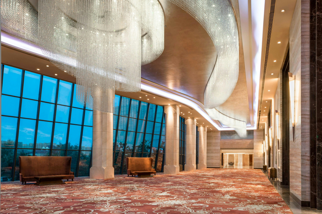 Sheraton Changchun Jingyuetan Hotel