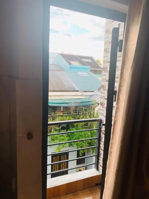 SH Hotel & Motorbikes For Rent