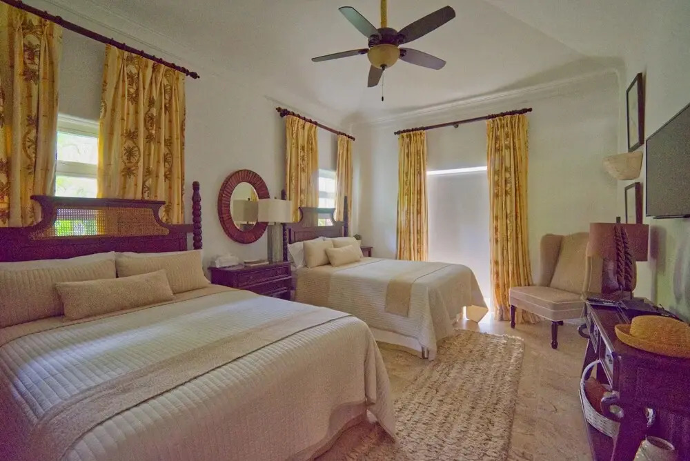 Cozy 4bdr Villa in Luxury Beach Resort With Service Staff and View of La Cana Golf Course