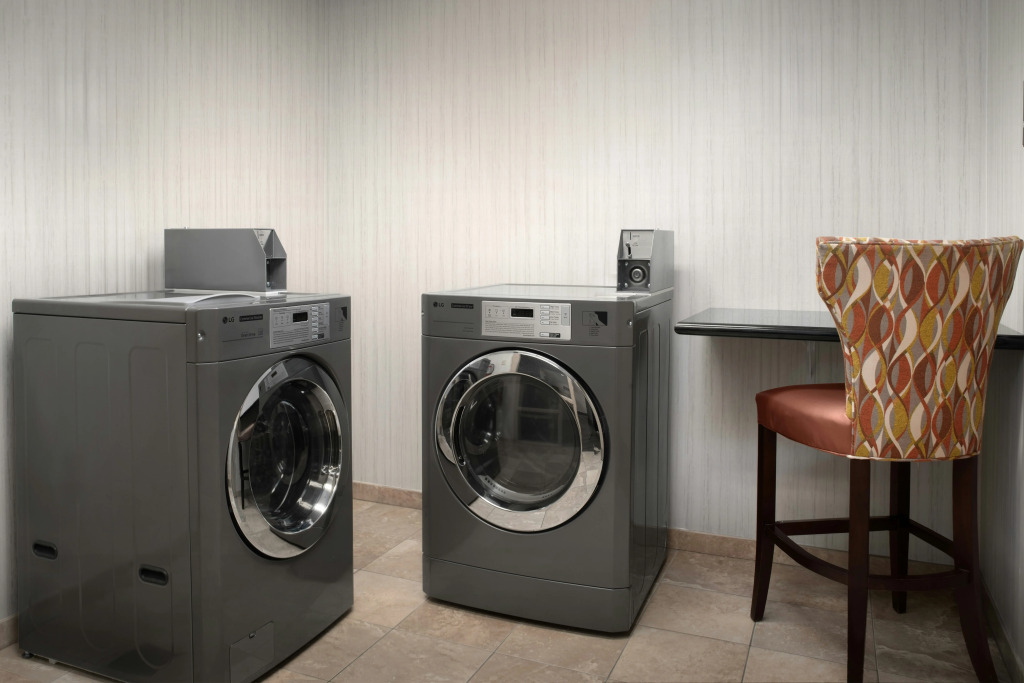 Hampton Inn & Suites-Knoxville/North I-75