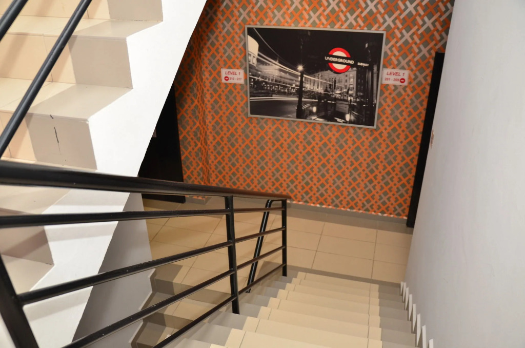 DMetro Hotel