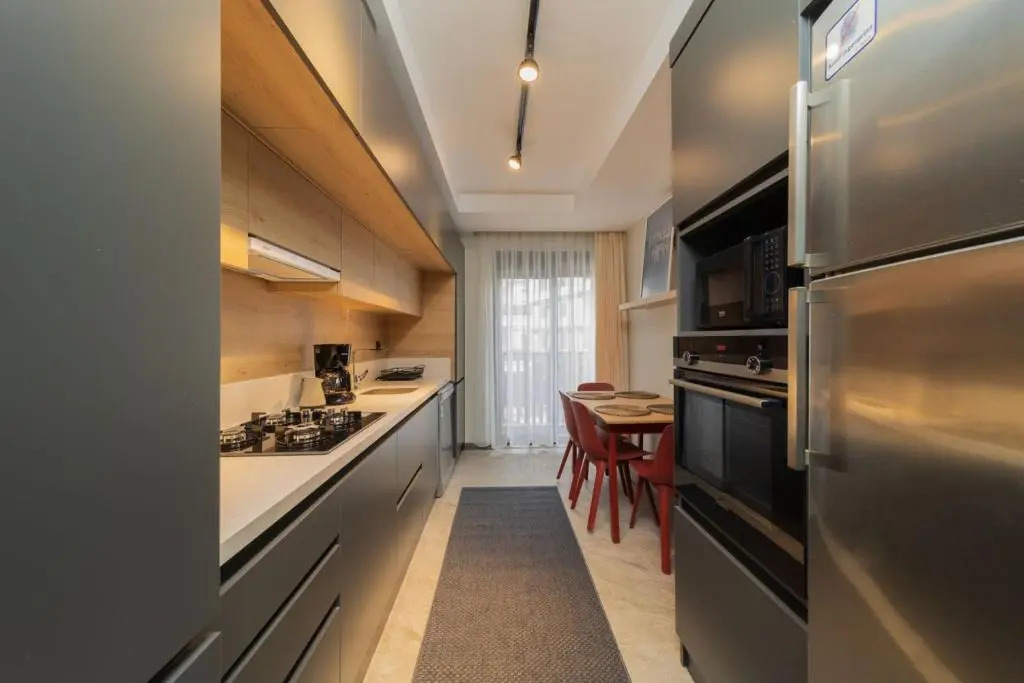 Sleek and Central Apartment in Muratpasa