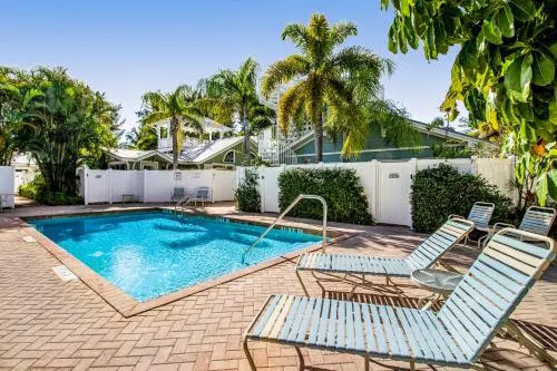 Palm Isle Village 3208