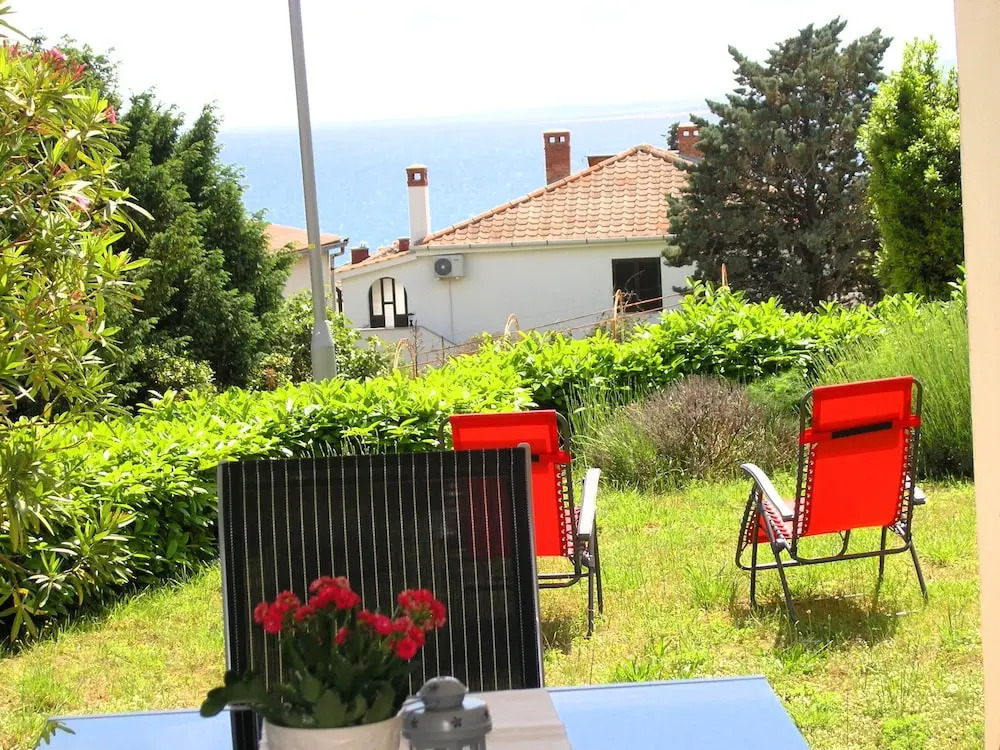 Apartment Ante