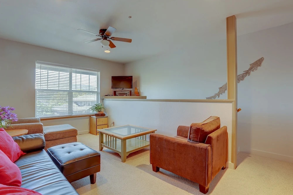 13 Lodge Condo Minutes Away from Golfing, Biking, and Playground by RedAwning
