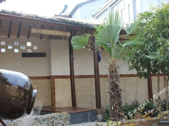 Mengla Hot Spring Tavern