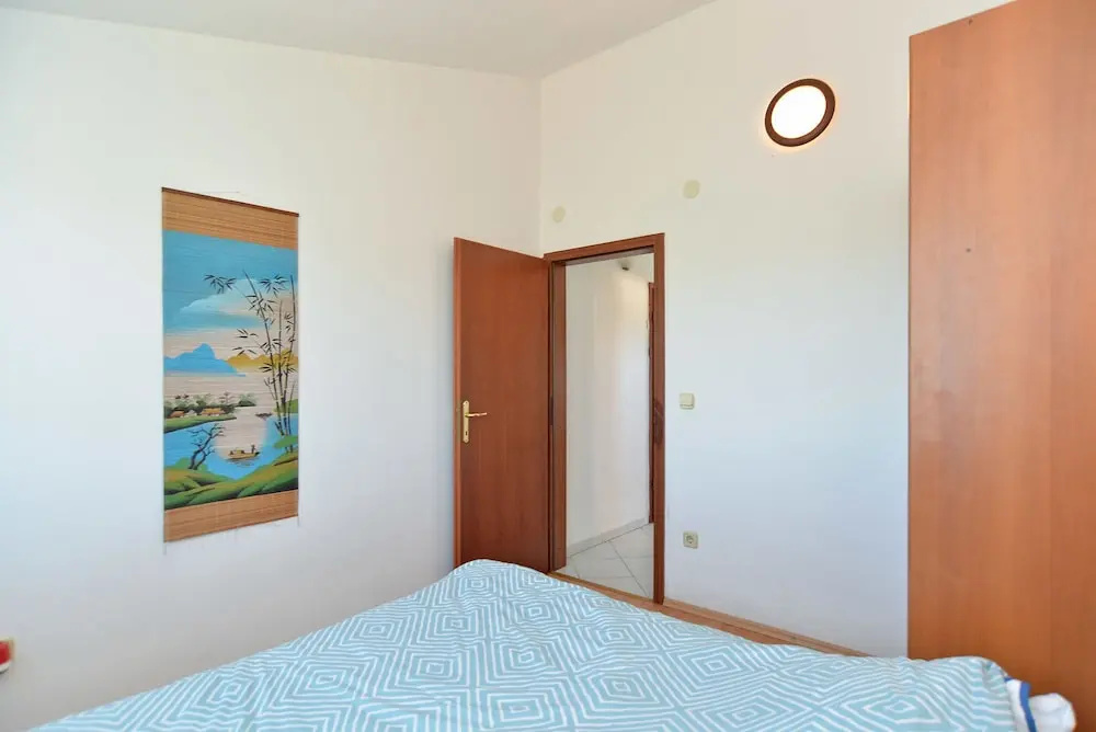 Apartment 794