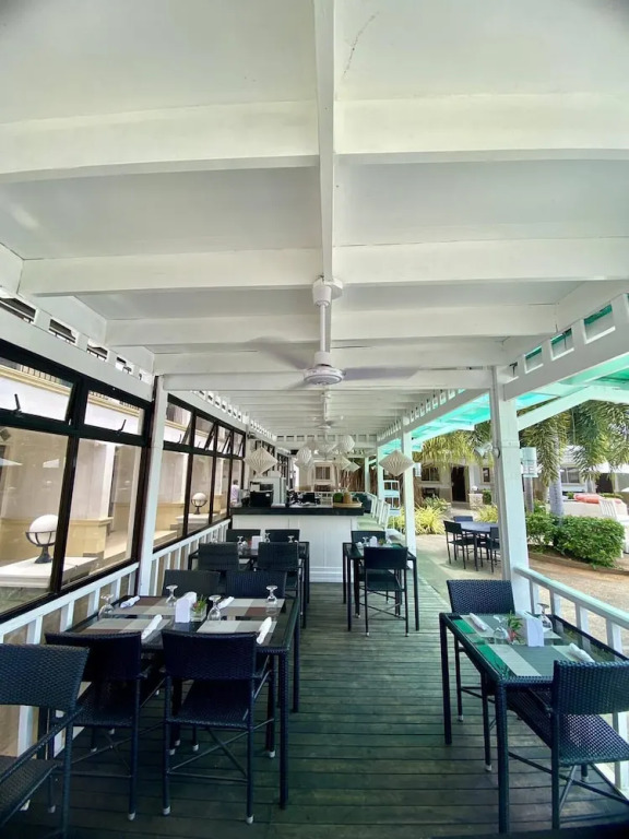 Panglao Regents Park Resort
