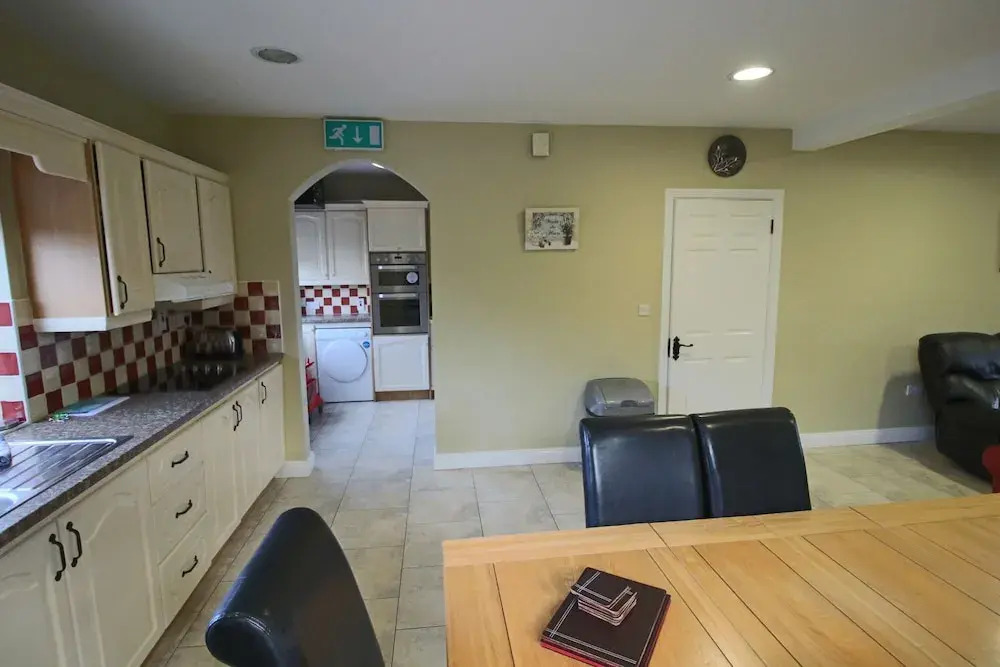 Carrick Villa