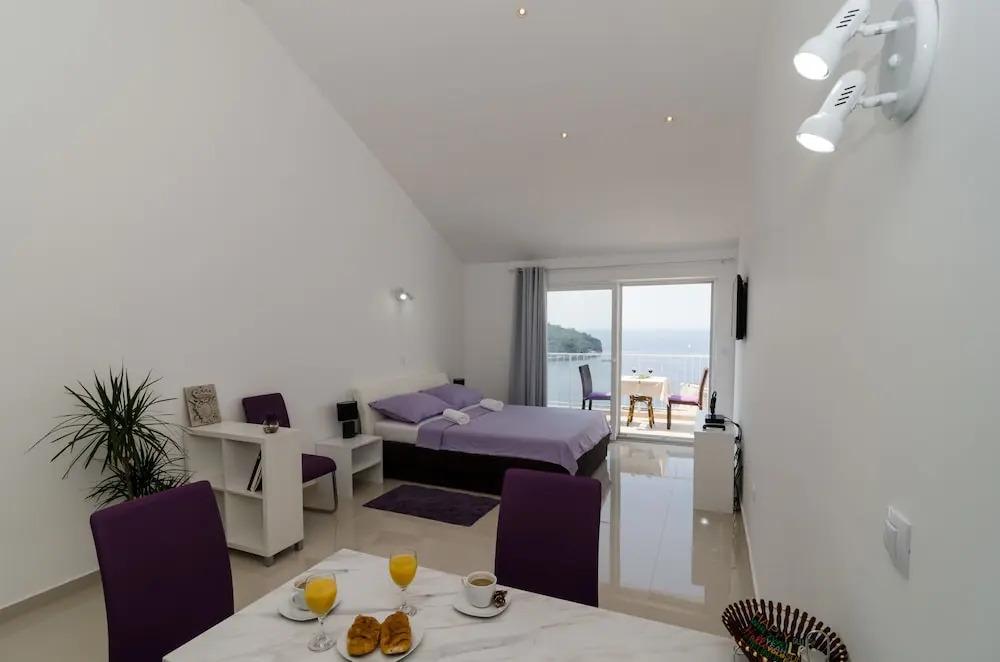Ploce apartmani - LUV