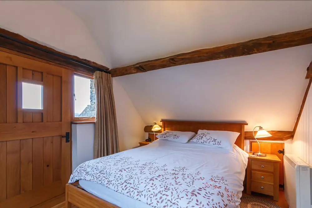 Tinkley Cottage