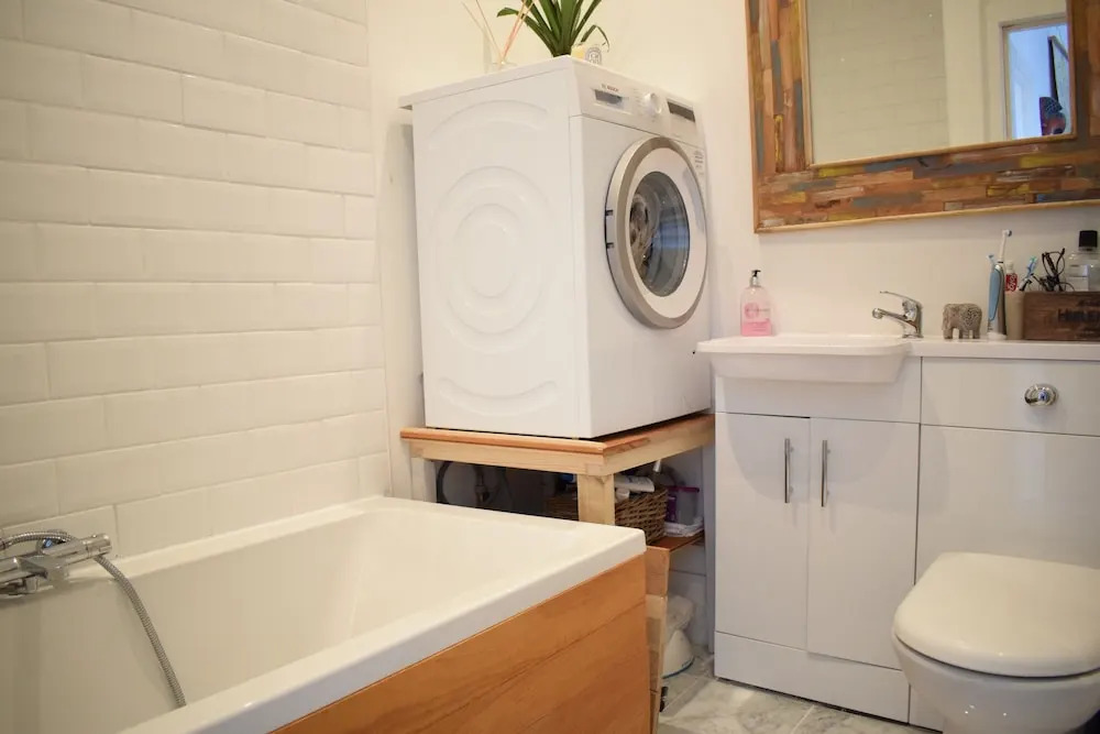 2 Bedroom Rooftop Flat In Central London