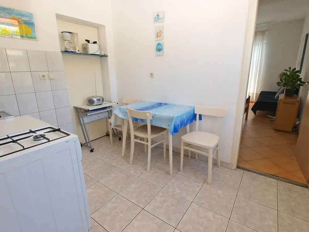 Apartment 1095