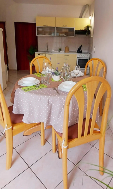 Apartment Meri in Grebastica