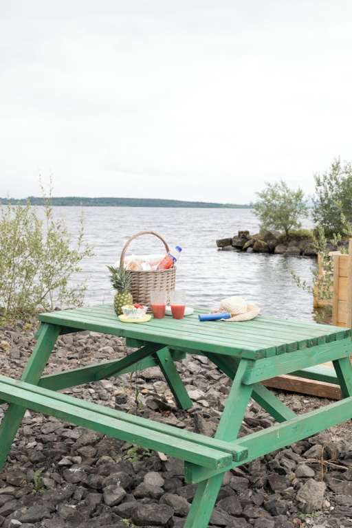 LakEscape - Waterfront Self- Catering Cabins