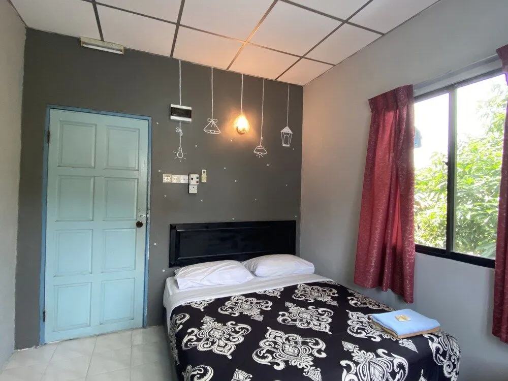 SURIA BEACH RESORT Pangkor