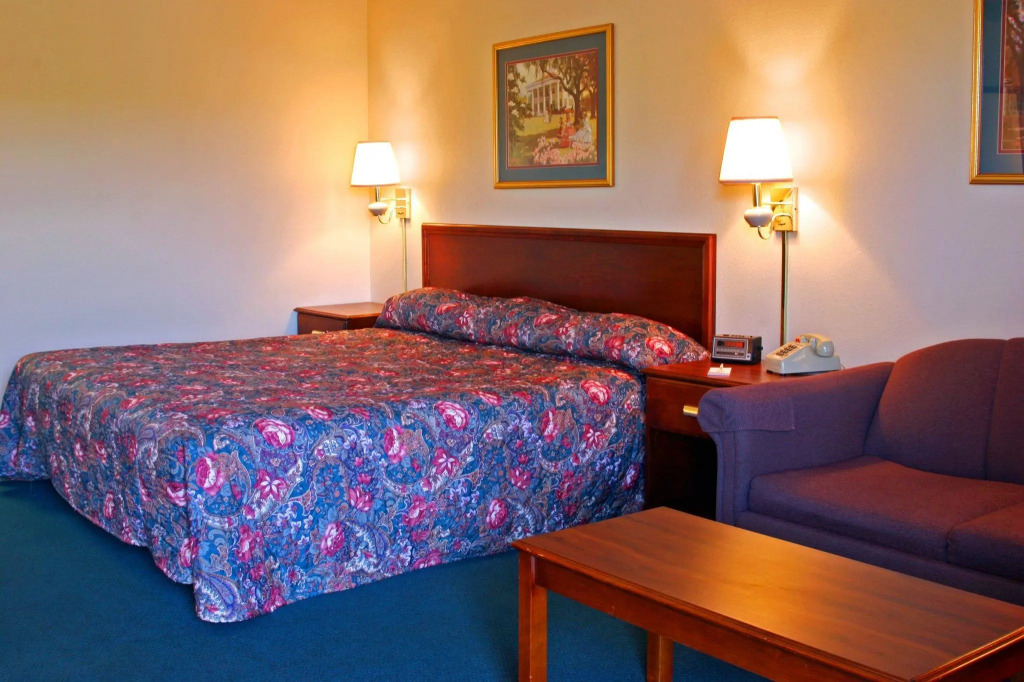 Executive Pennyrile Inn