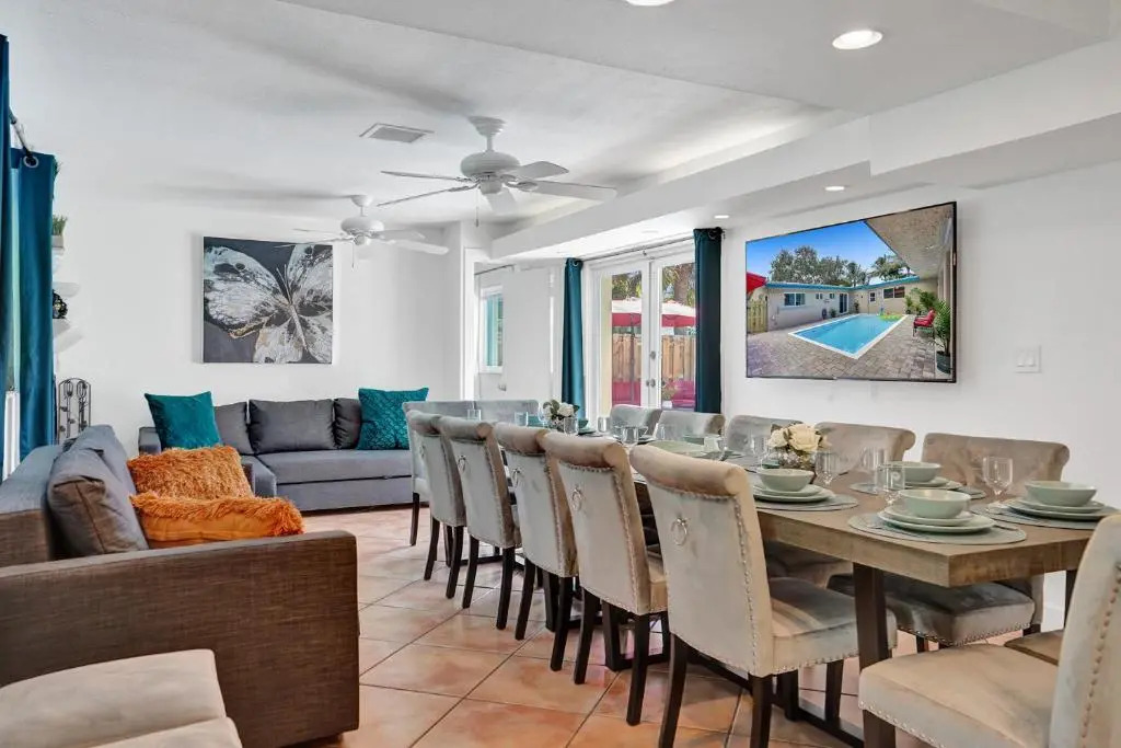 Stellar stay in wonderful 7bd villa Pool-Playground
