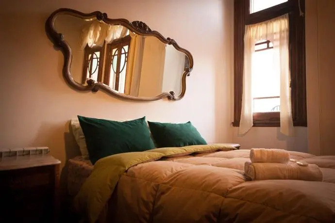 On Telmo hostel