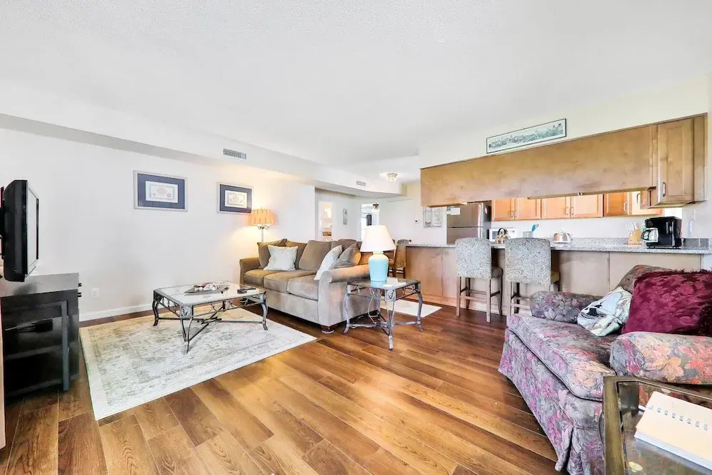 Updated Condo in Oceanfront Building With Private Beach Access - Near Dining