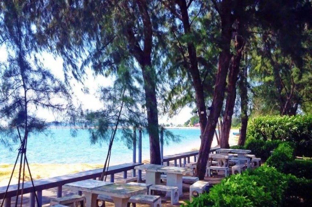 Duangtawan Beach Resort(ดวงตะวัน บีช รีสอร์ท)