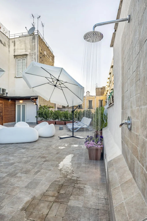 Napoli Squares Suites