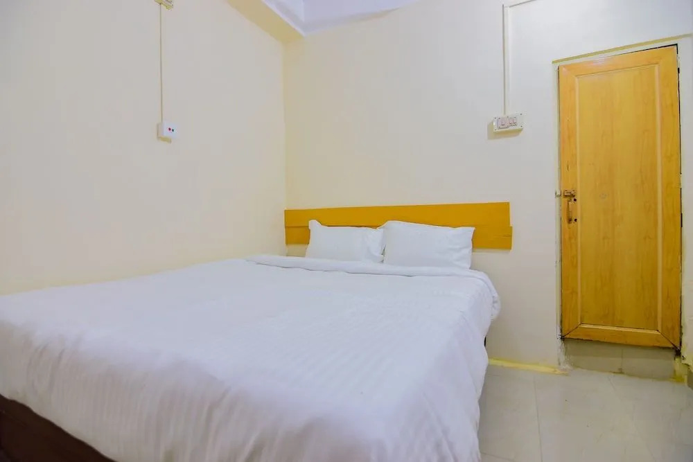 Spot On 30735 Madina Guest House
