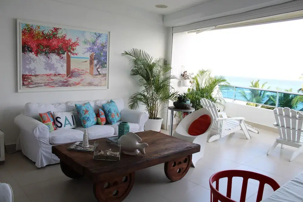 Las Olas 2BR 6PAX 3Bds HugeTerrace