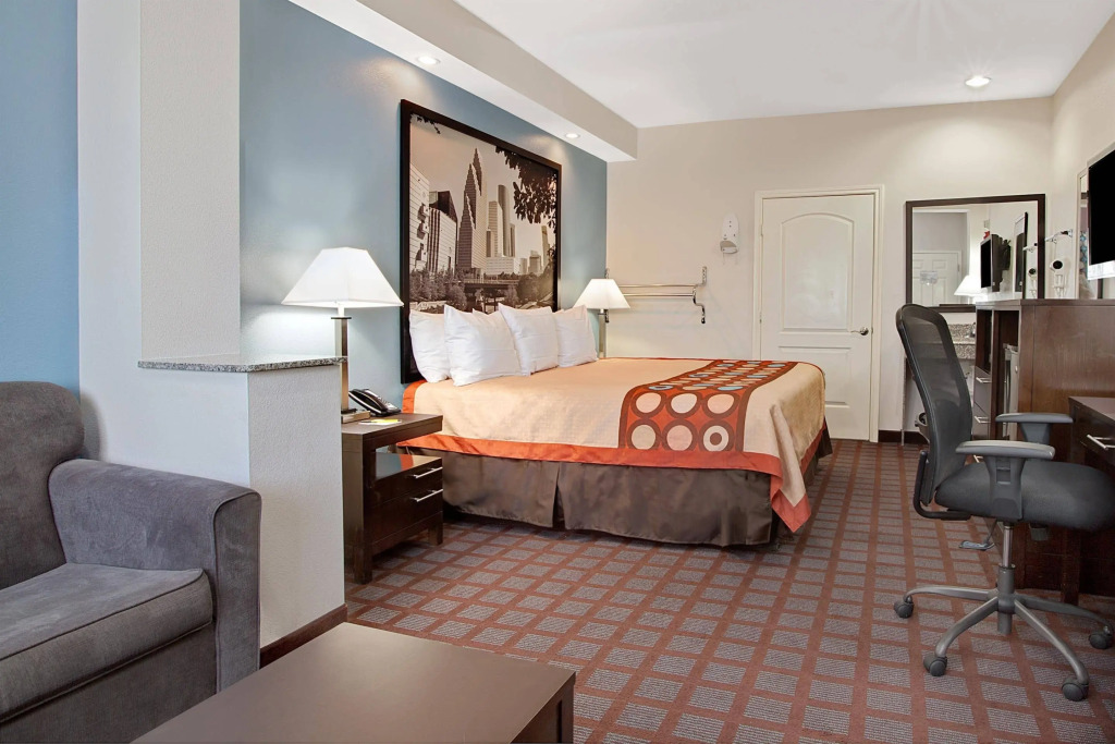 Crystal Inn Houston North I-45