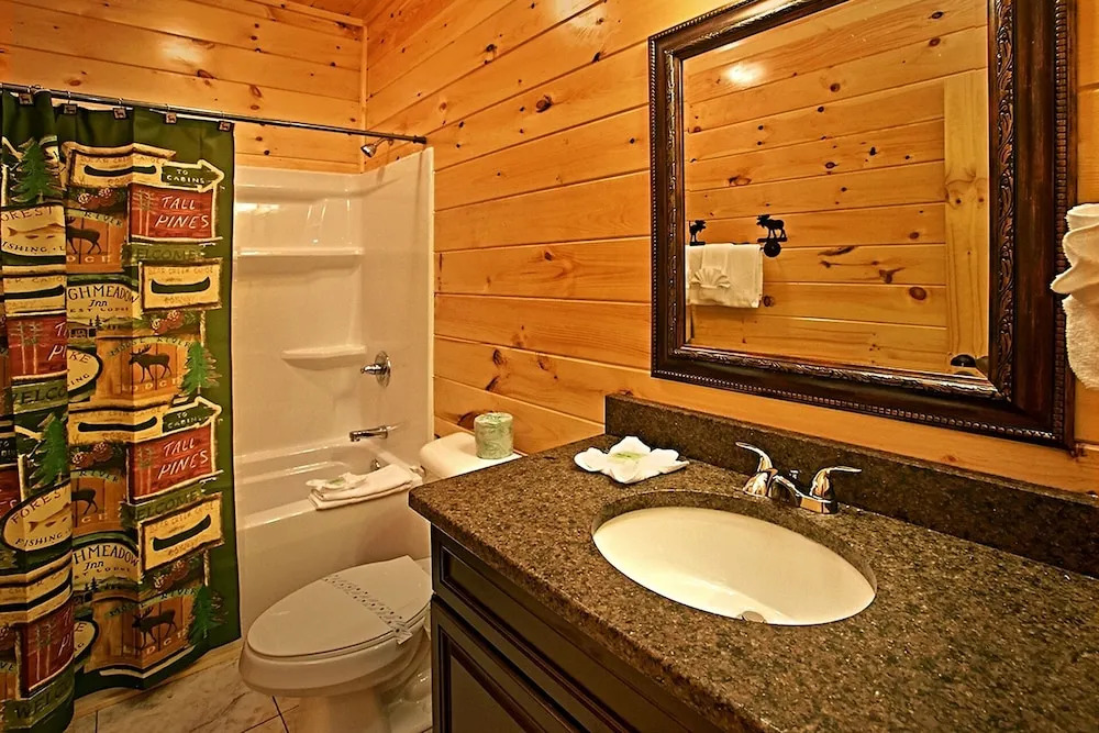 The Big Moose Lodge 16 Bedroom Home by Redawning