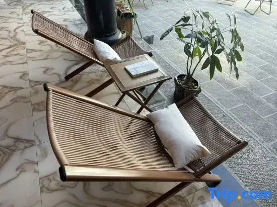 Dali Hemuyuanli Smart Homestay (Erhai Lake S-Bay Ecological Corridor)