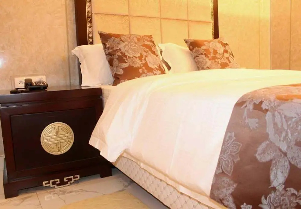 City Hotel
