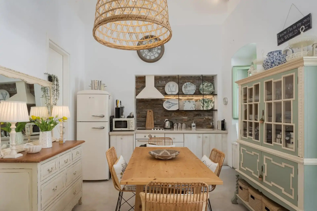 Porto Sereno Andros Suites