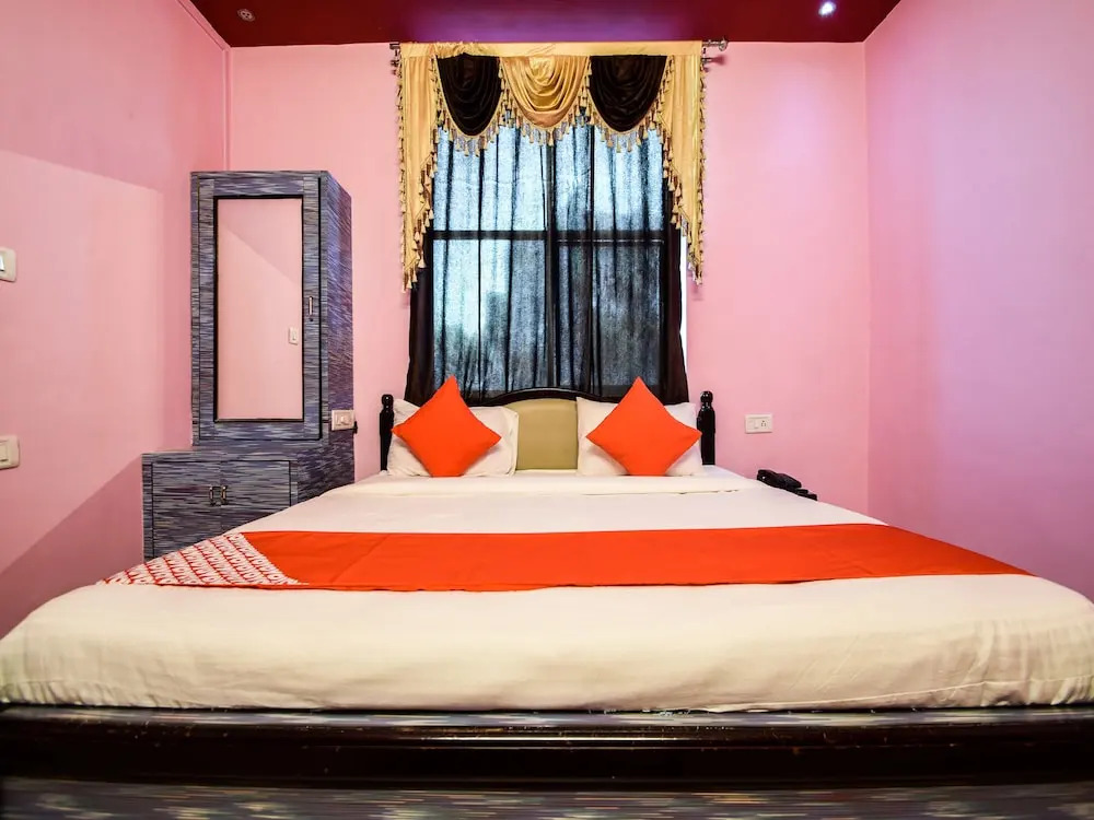 OYO 18425 Hotel Blue Mountain