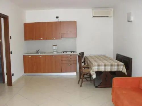 Residence Borgo Dei Limoni - Appartamenti con Garage