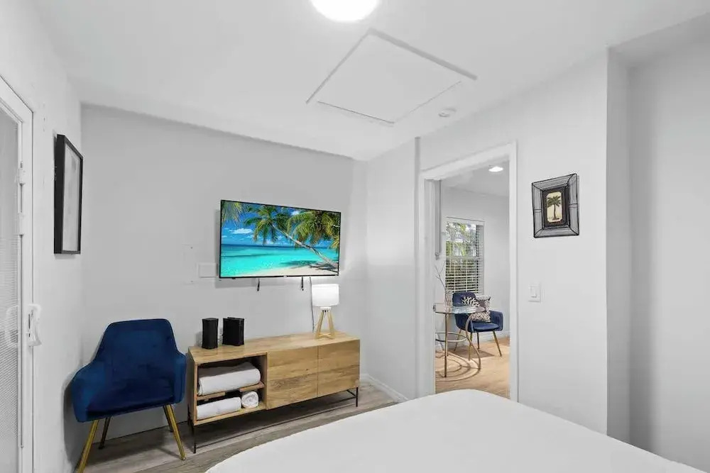 Palm Cove Hideaway 2bd Close to the Beach