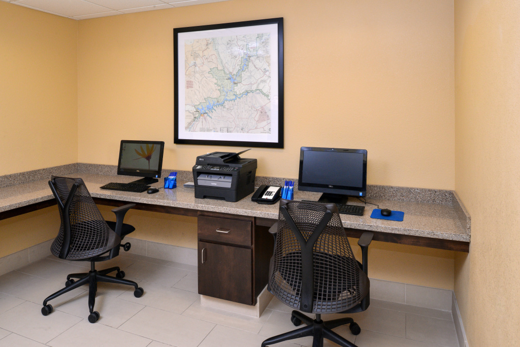 Holiday Inn Express & Suites Page - Lake Powell Area by IHG