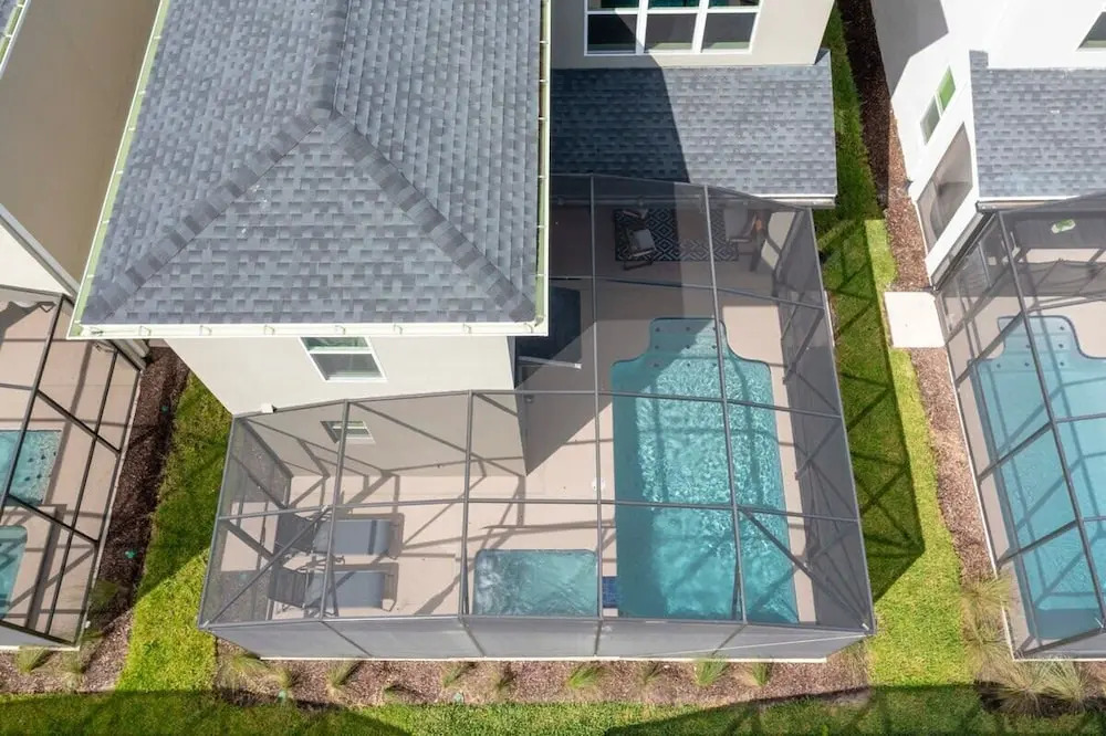 Gorgeous 5Bd Single Family w Pool Storey Lake 2767o