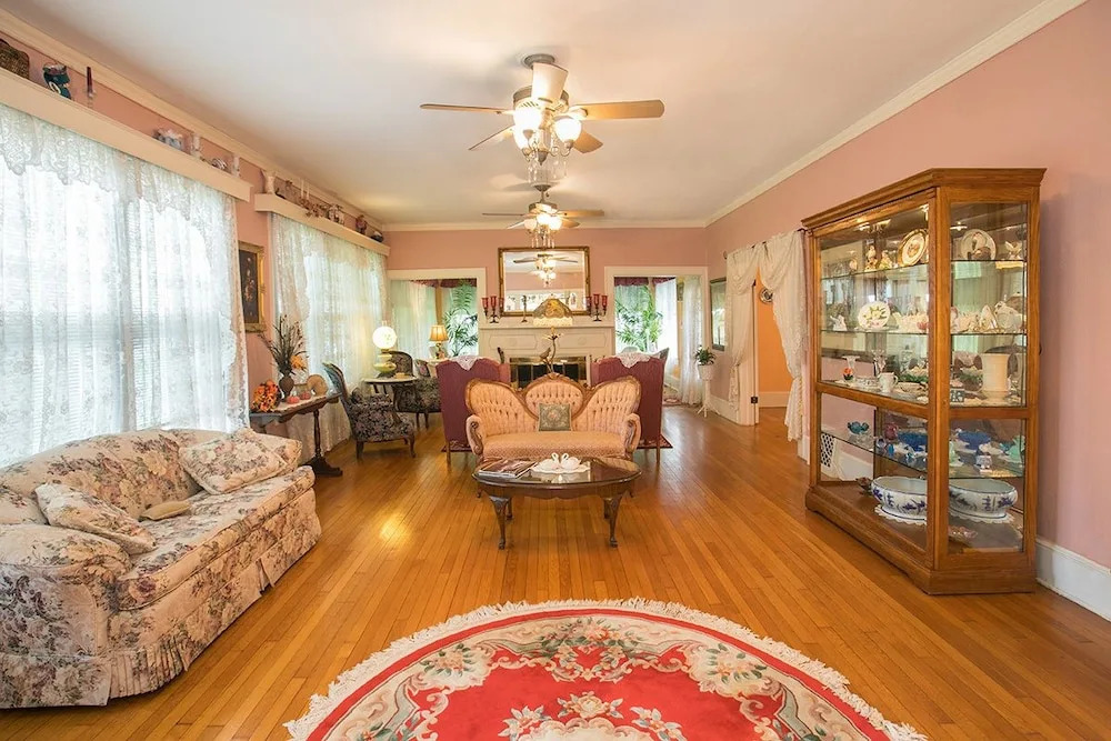 Magnolia Inn B&B