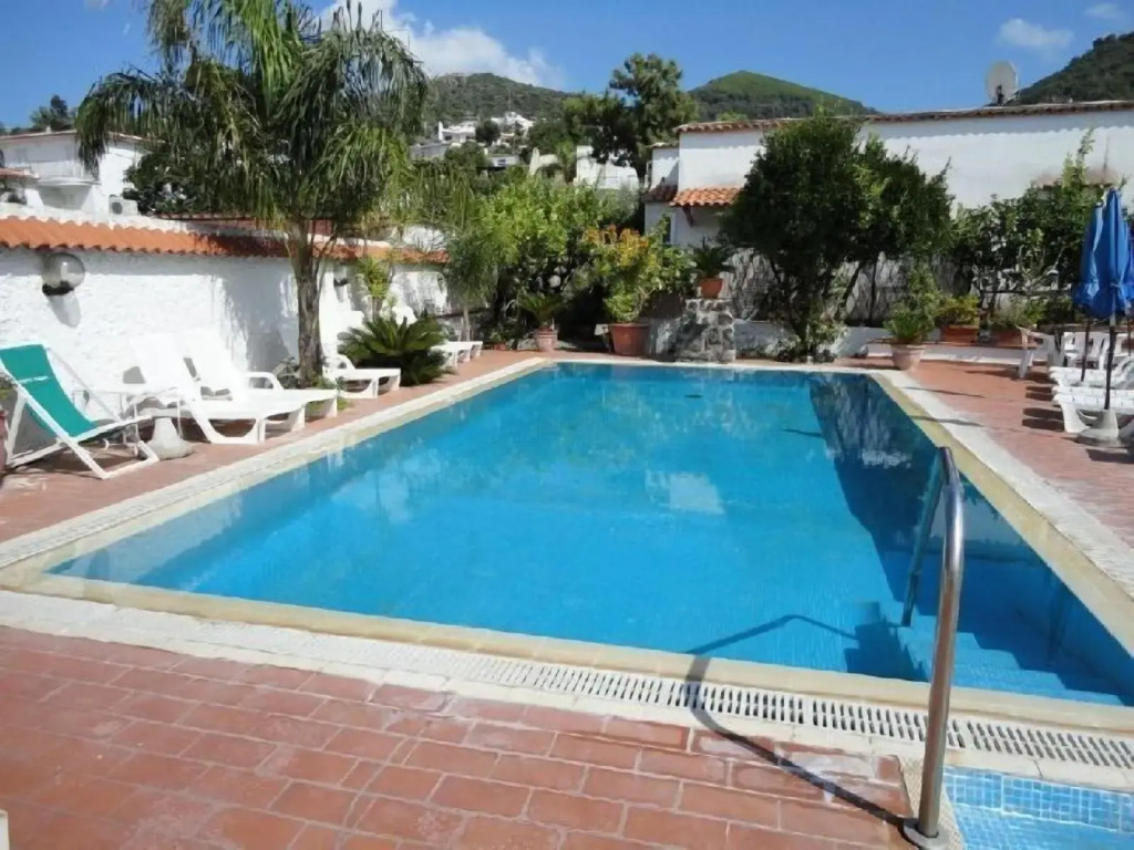 Hotel Candia