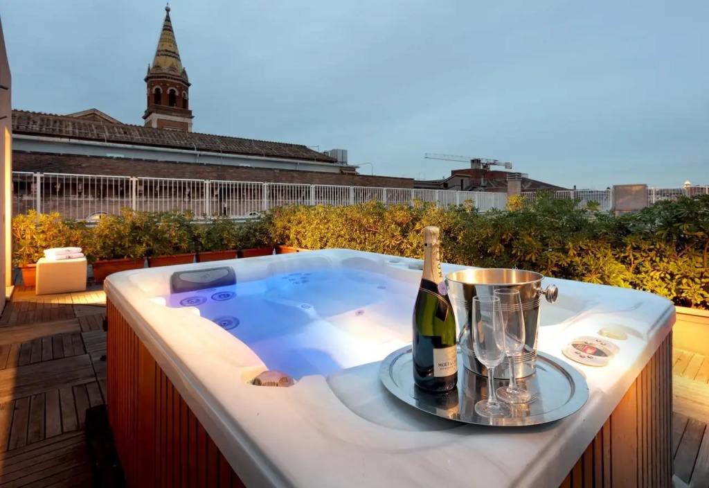 Mercure Roma Centro Saint John