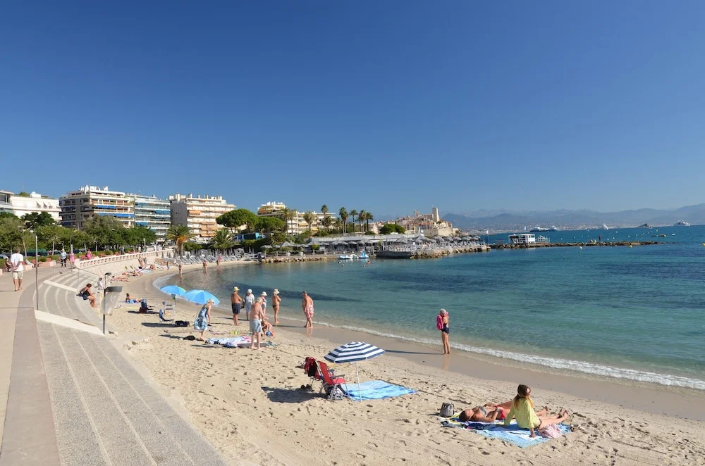 2P Vieil Antibes 5 minutes des plages