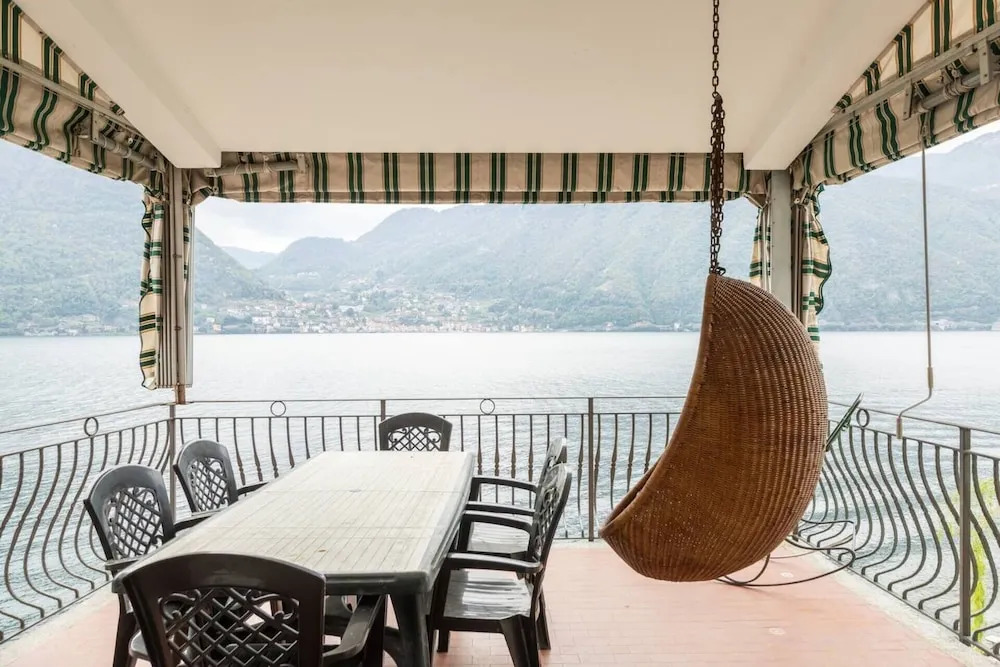 Lovely Studio on the Lake