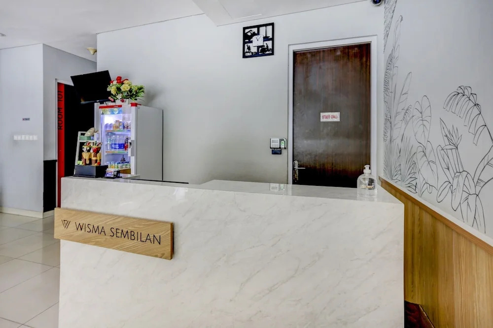 Wisma Kebon Kacang 9 by OYO Rooms