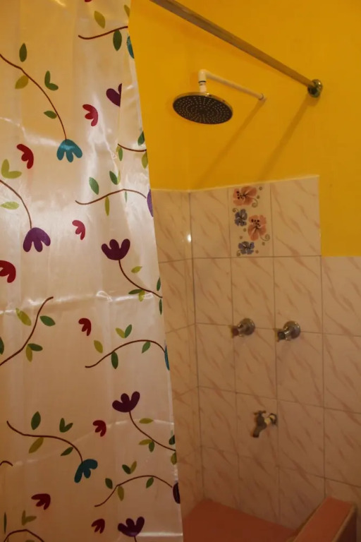 Labrish Guest House