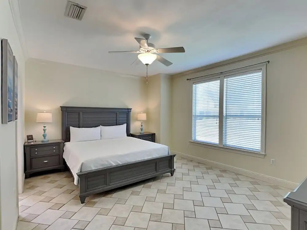 Corner Castle by Southern Vacation Rentals