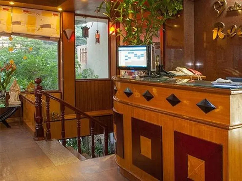 Valentine Hotel - Hong Ha