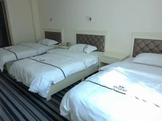 Yuhao Business Hotel