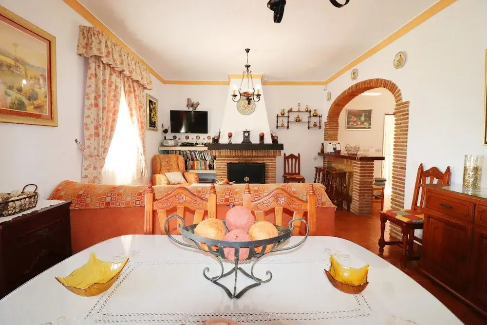 1037 Villa Alabarce