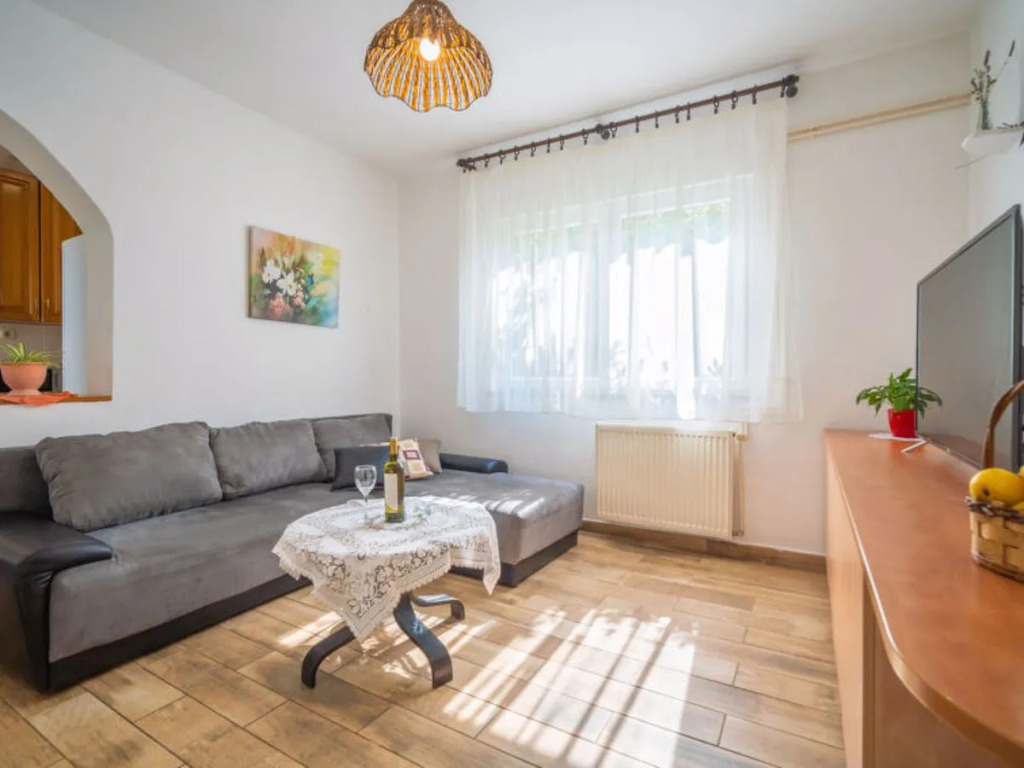 Apartment Iris St.Georges-de-Montclard